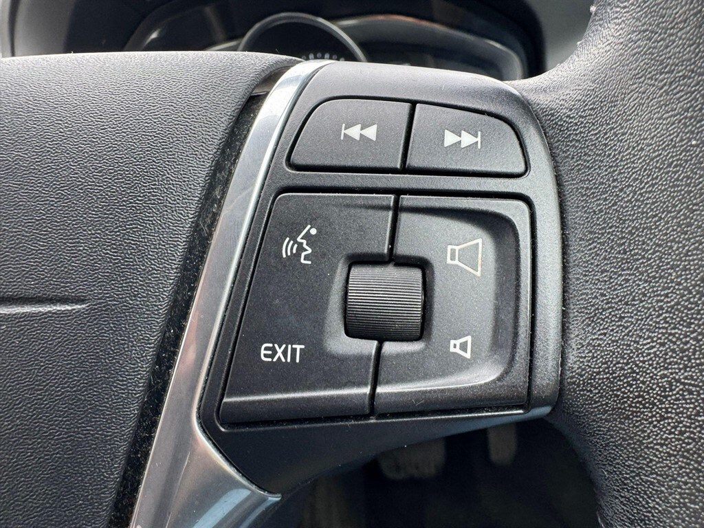 Used Volvo XC60 2015 for sale - 75972636: Photo 24