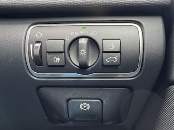Used Volvo XC60 2015 for sale - 75972636: Photo