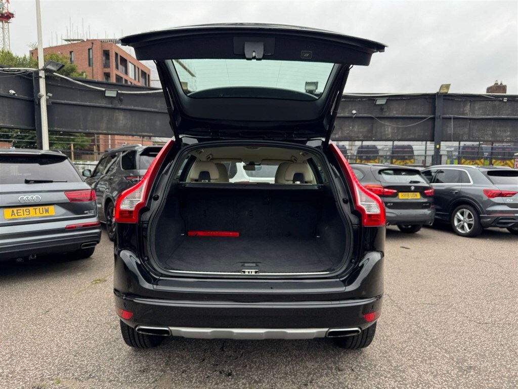 Used Volvo XC60 2015 for sale - 75972636: Photo 46