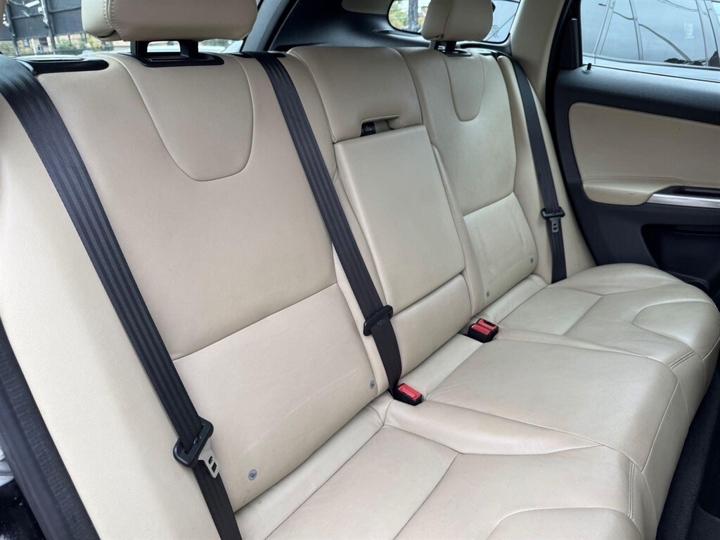 Used Volvo XC60 2015 for sale - 75972636: Photo 78