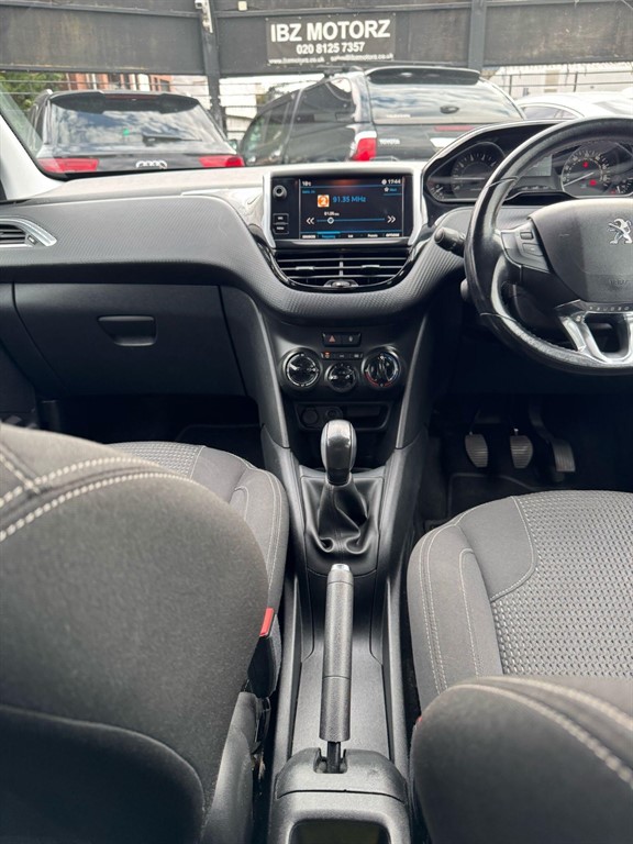 Used Peugeot 208 2018 for sale - 77051067: Photo 18