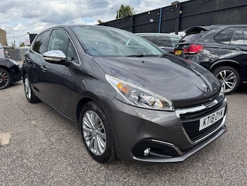 Used Peugeot 208 2018 for sale - 77051067: Photo