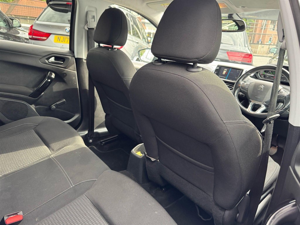 Used Peugeot 208 2018 for sale - 77051067: Photo 25