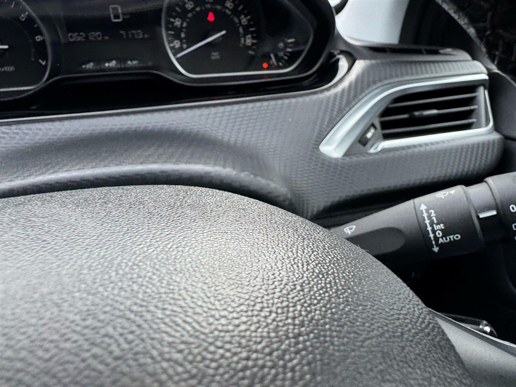 Used Peugeot 208 2018 for sale - 77051067: Photo 34