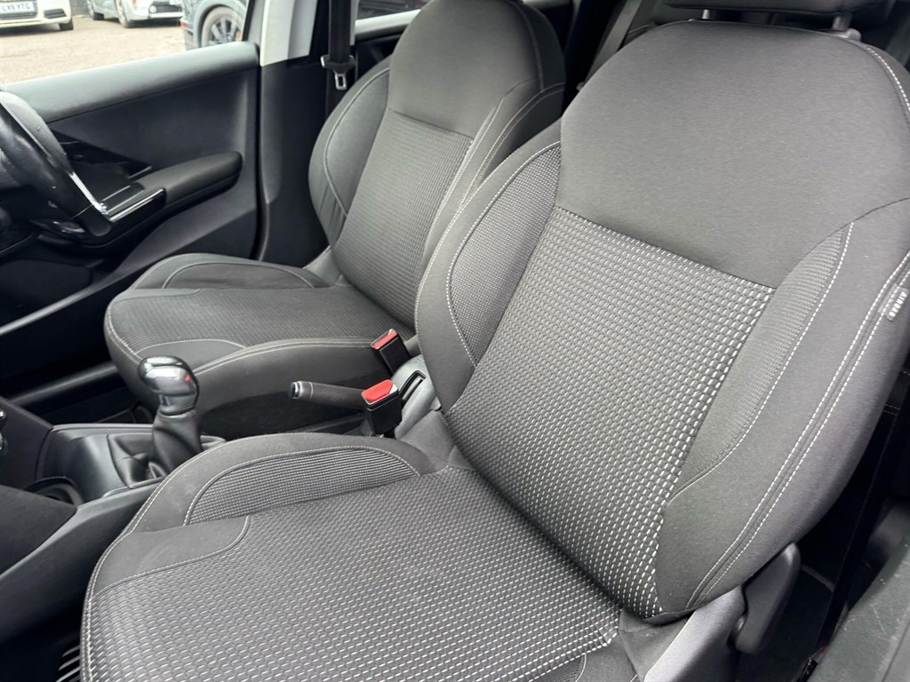 Used Peugeot 208 2018 for sale - 77051067: Photo 48