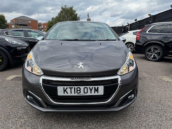 Used Peugeot 208 2018 for sale - 77051067: Photo