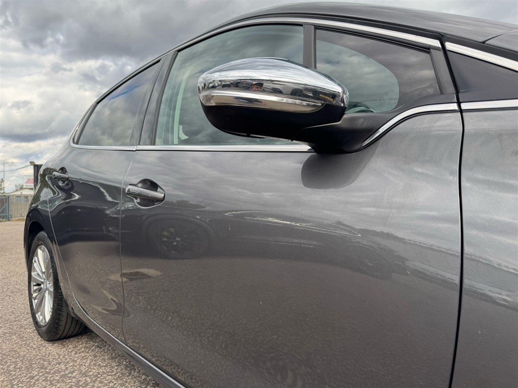 Used Peugeot 208 2018 for sale - 77051067: Photo 51