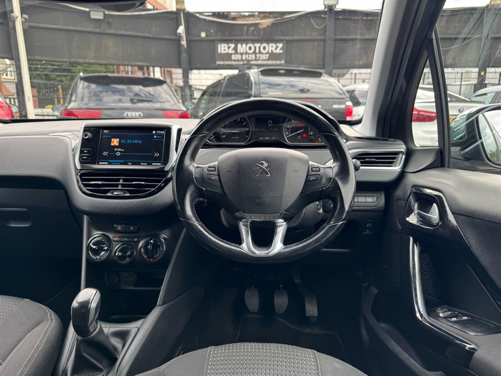 Used Peugeot 208 2018 for sale - 77051067: Photo 54