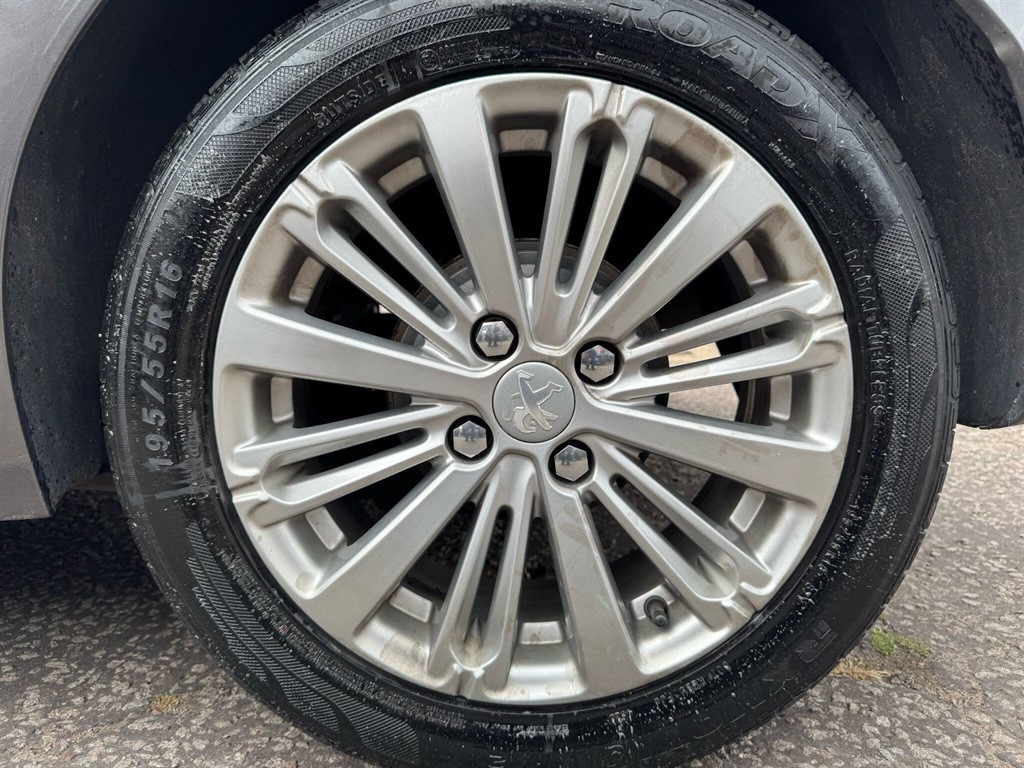 Used Peugeot 208 2018 for sale - 77051067: Photo 55