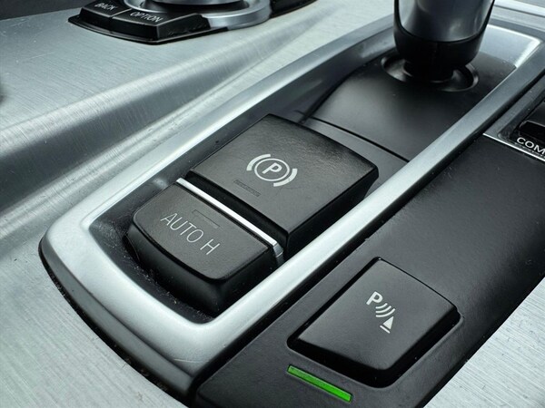 Used BMW 5 Series 2016 for sale - 76112508: Photo 37
