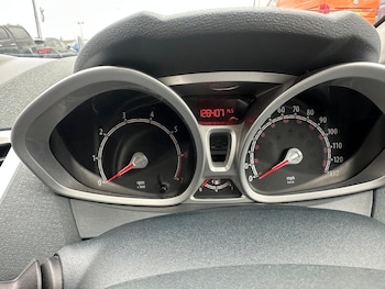Used Ford Fiesta 2010 for sale - 79446785: Photo