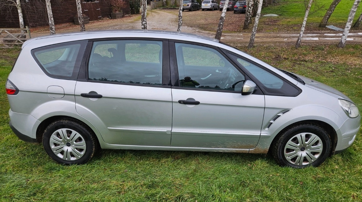 Used Ford S-Max 2009 for sale - 77977584: Photo 2