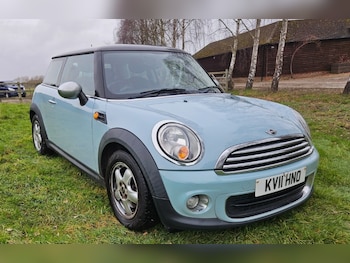 MINI Hatch feature image