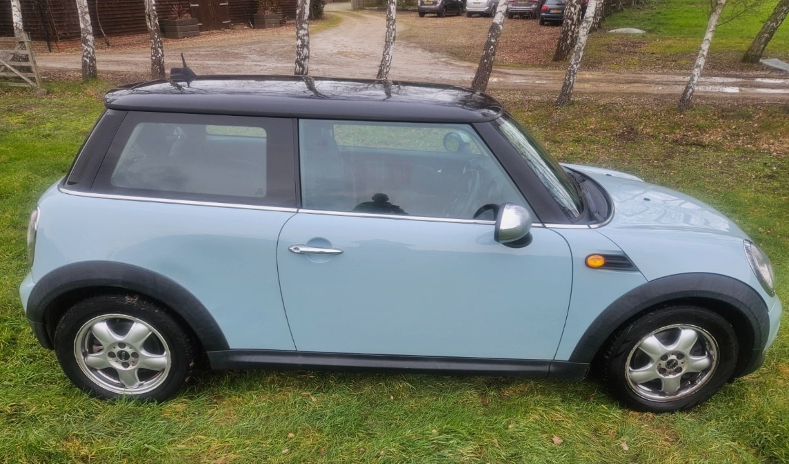 Used MINI Hatch 2011 for sale - 77977580: Photo 2