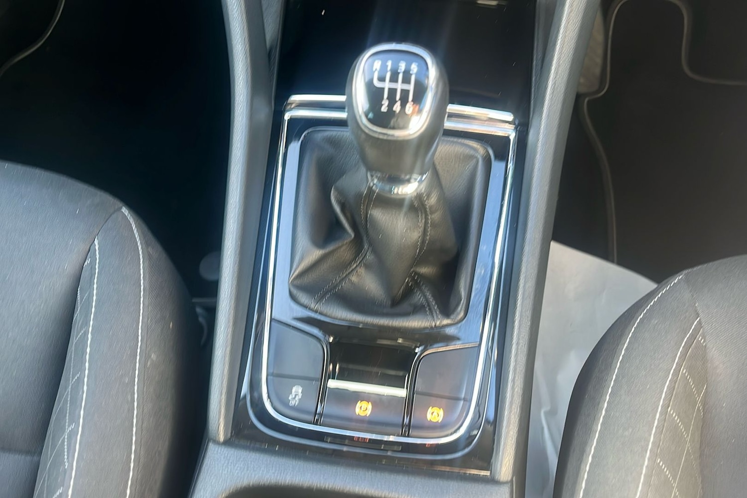 Used Skoda Karoq 2018 for sale - 76591359: Photo 17