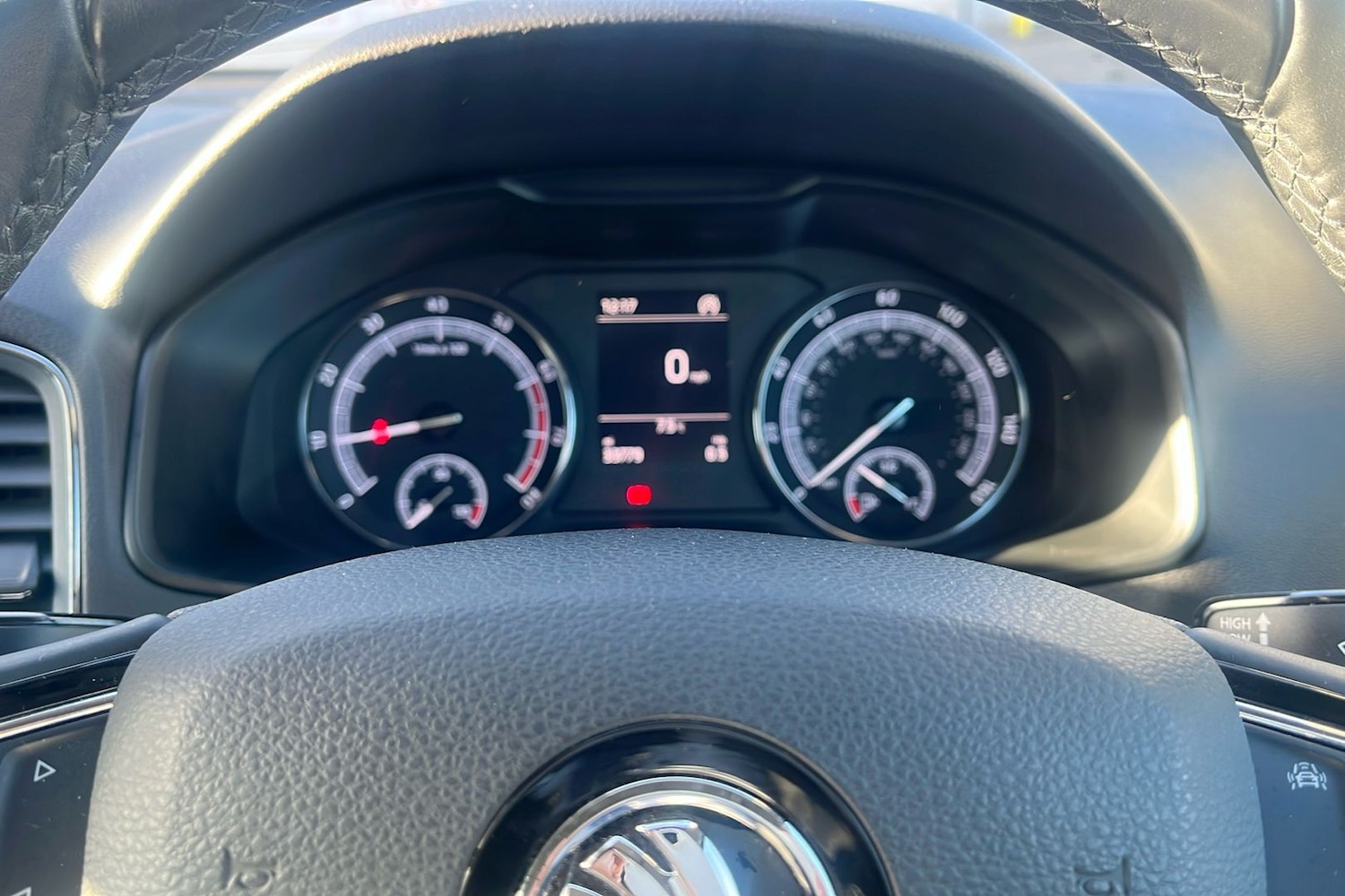 Used Skoda Karoq 2018 for sale - 76591359: Photo 19