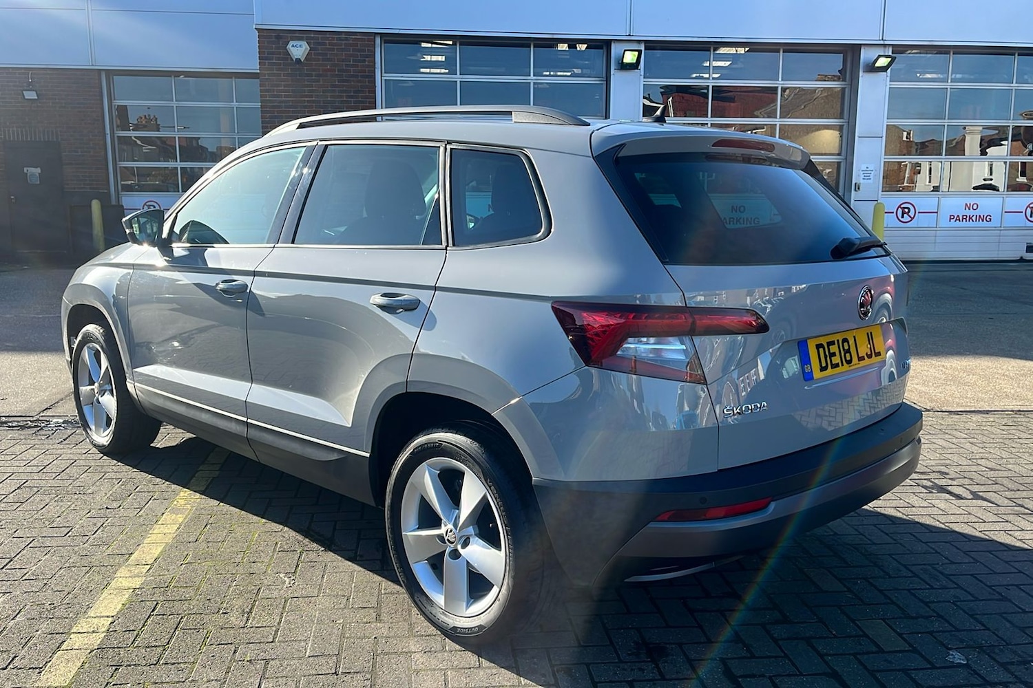 Used Skoda Karoq 2018 for sale - 76591359: Photo 2
