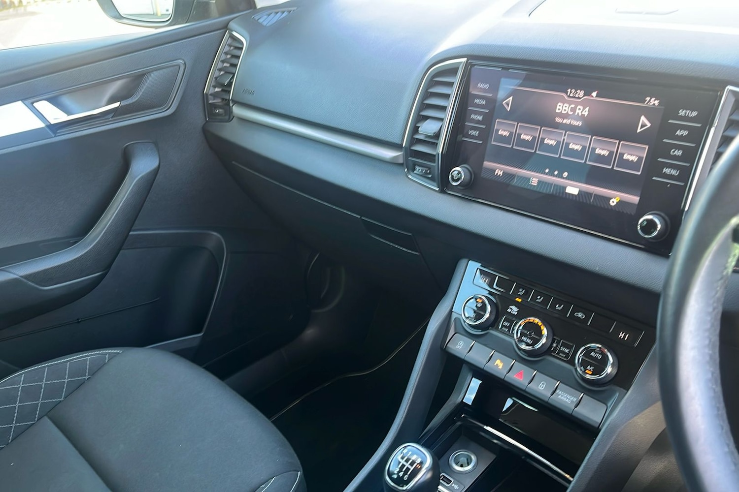 Used Skoda Karoq 2018 for sale - 76591359: Photo 51