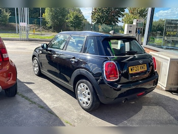 Used MINI Hatch 2020 for sale - 76081667: Photo
