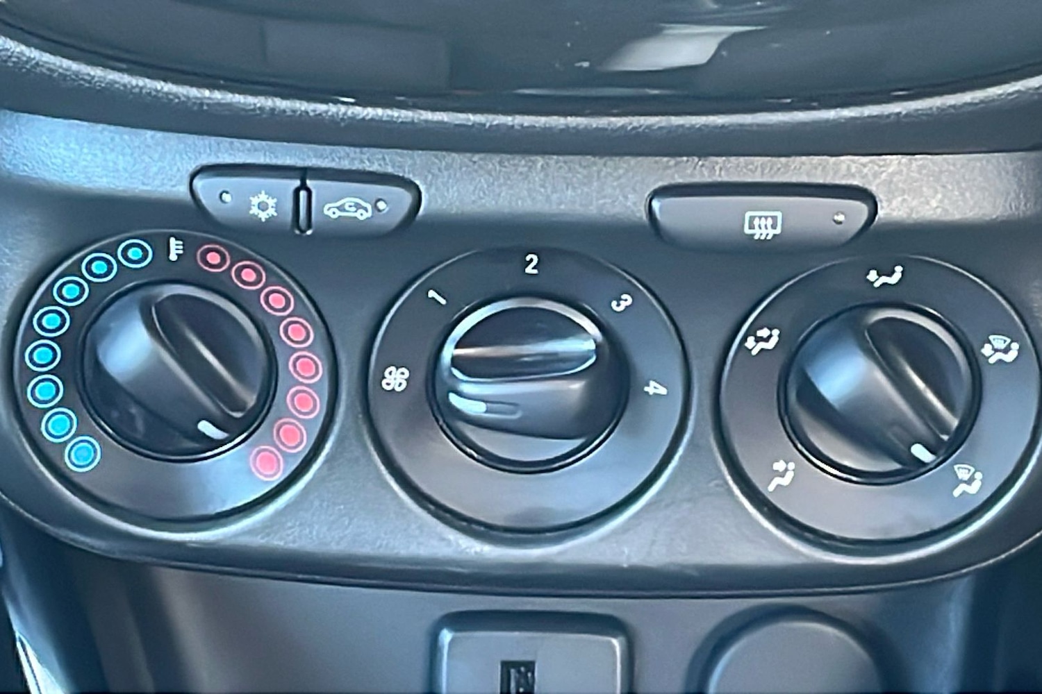 Used Vauxhall Corsa 2019 for sale - 76357275: Photo 16