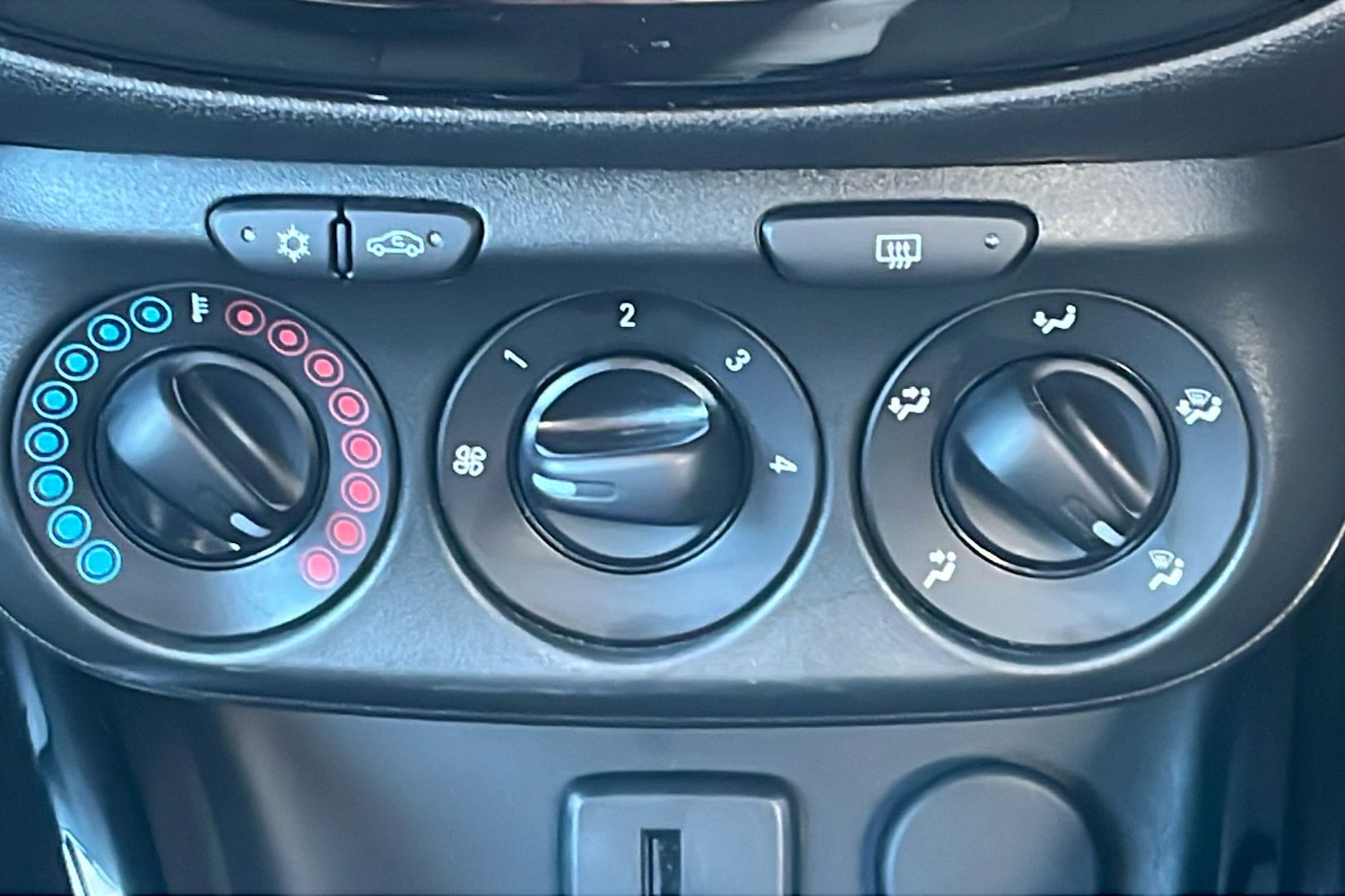 Used Vauxhall Corsa 2019 for sale - 76357275: Photo 41