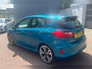 Used Ford Fiesta 2018 for sale - 75541611: Photo