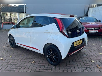 Used Toyota AYGO 2018 for sale - 76287771: Photo