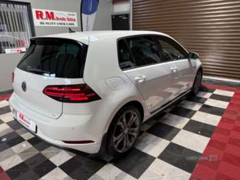 Used Volkswagen Golf 2017 for sale - 75141974: Photo