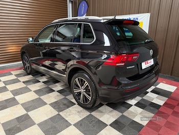 Used Volkswagen Tiguan 2017 for sale - 79026725: Photo