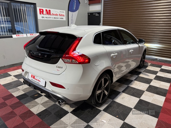 Used Volvo V40 2019 for sale - 76702839: Photo 4