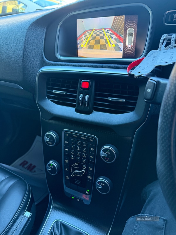 Used Volvo V40 2019 for sale - 76702839: Photo 9