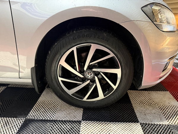 Used Volkswagen Golf 2020 for sale - 77387995: Photo 6