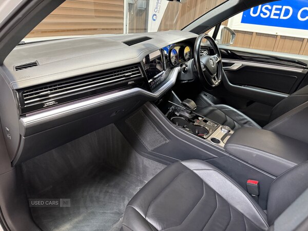 Used Volkswagen Touareg 2019 for sale - 76285127: Photo 8