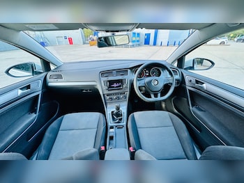 Used Volkswagen Golf 2012 for sale - 75677970: Photo