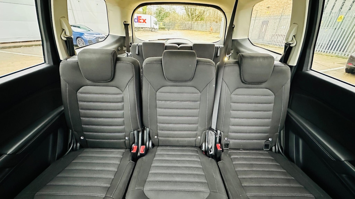 Used Ford Galaxy 2016 for sale - 76887450: Photo 34