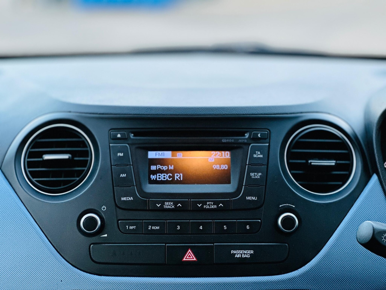 Used Hyundai i10 2015 for sale - 77054116: Photo 18