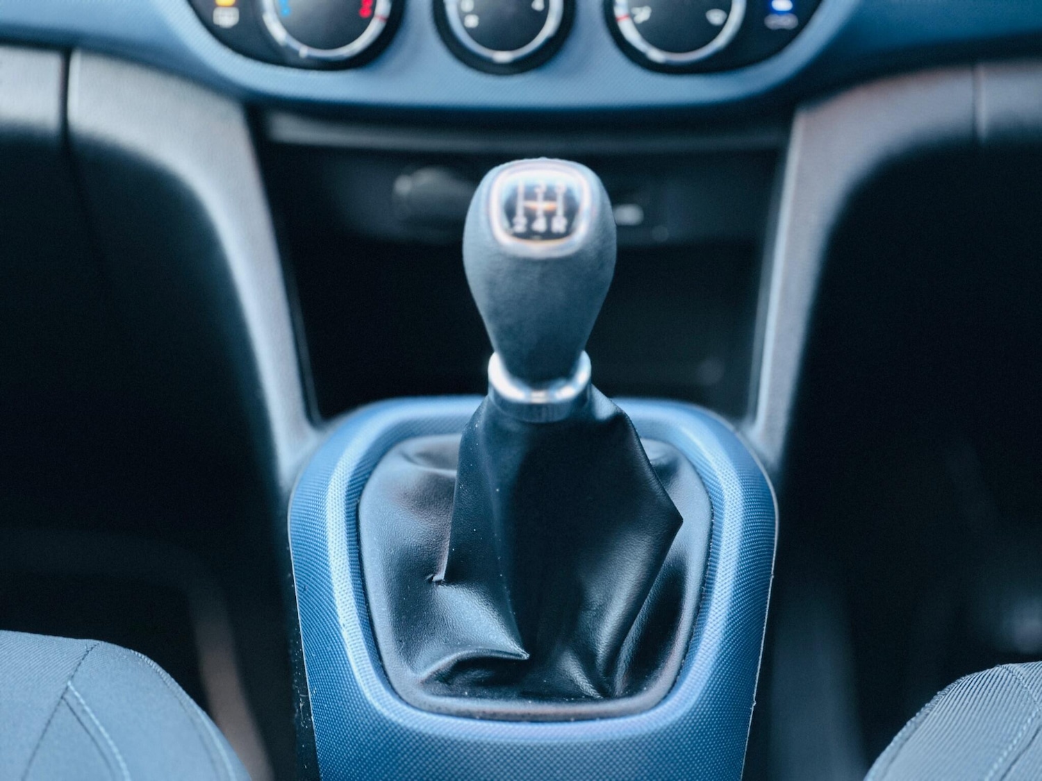 Used Hyundai i10 2015 for sale - 77054116: Photo 20