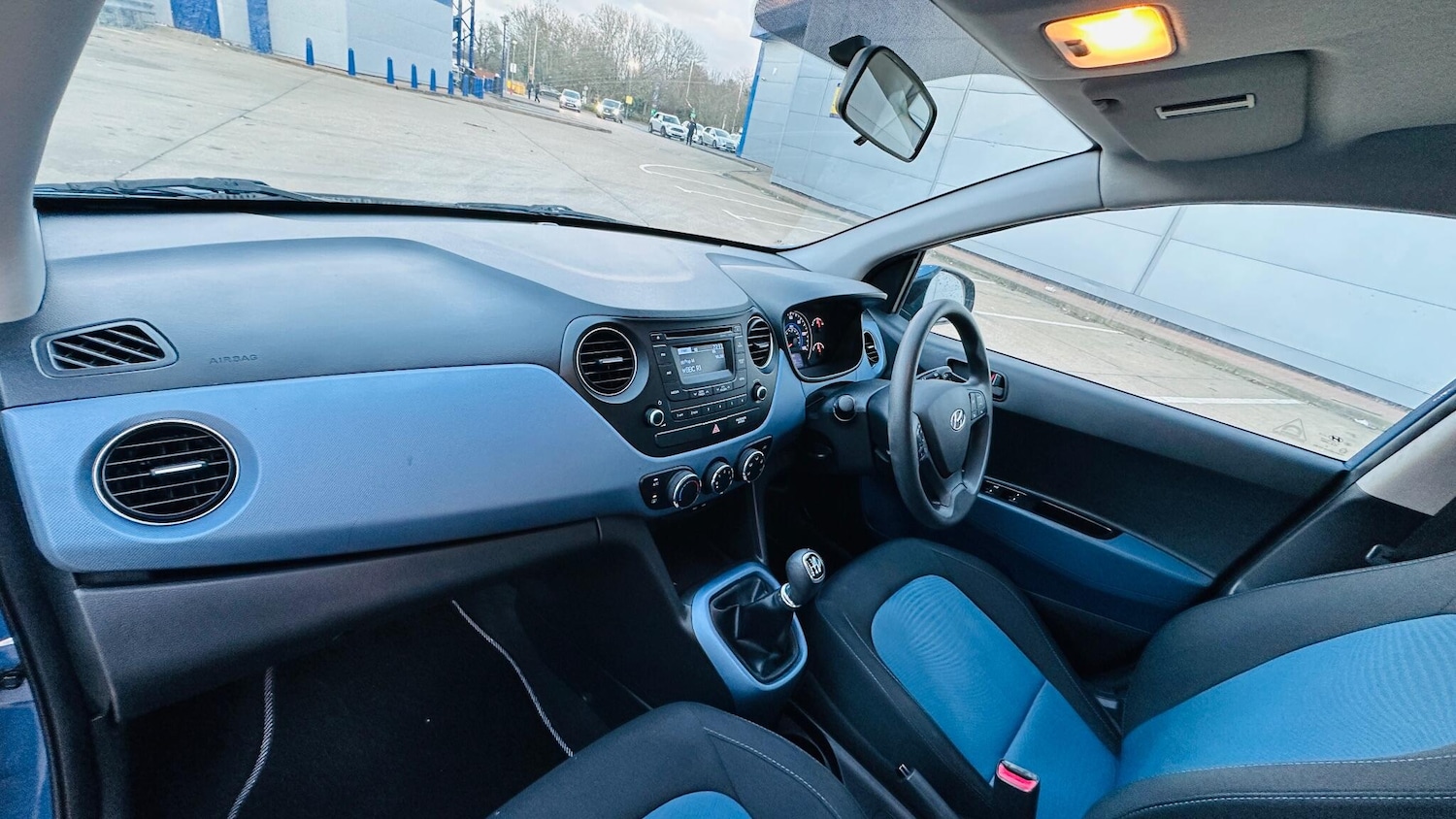 Used Hyundai i10 2015 for sale - 77054116: Photo 27