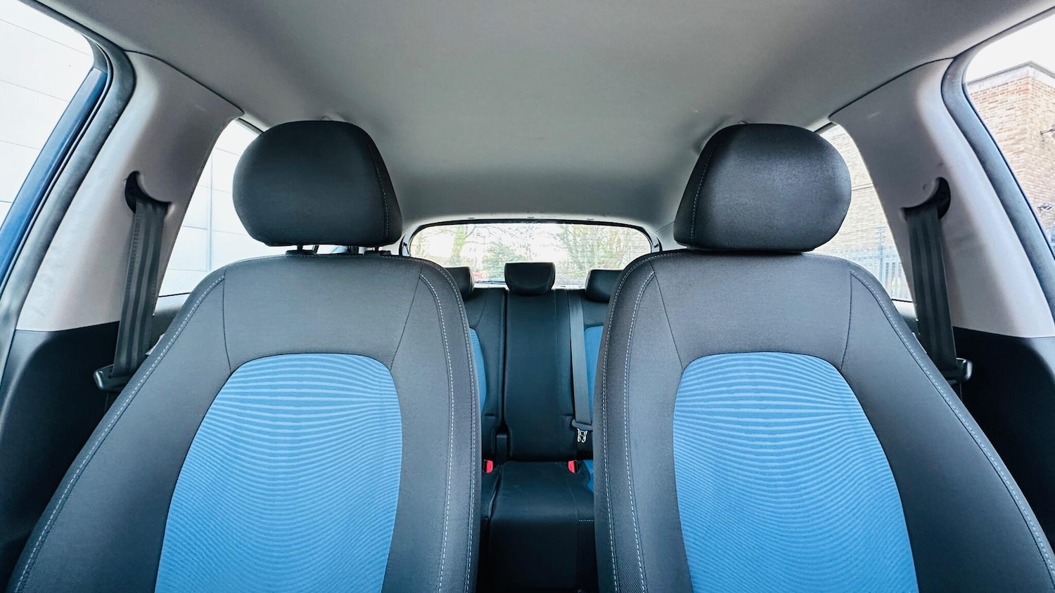 Used Hyundai i10 2015 for sale - 77054116: Photo 29