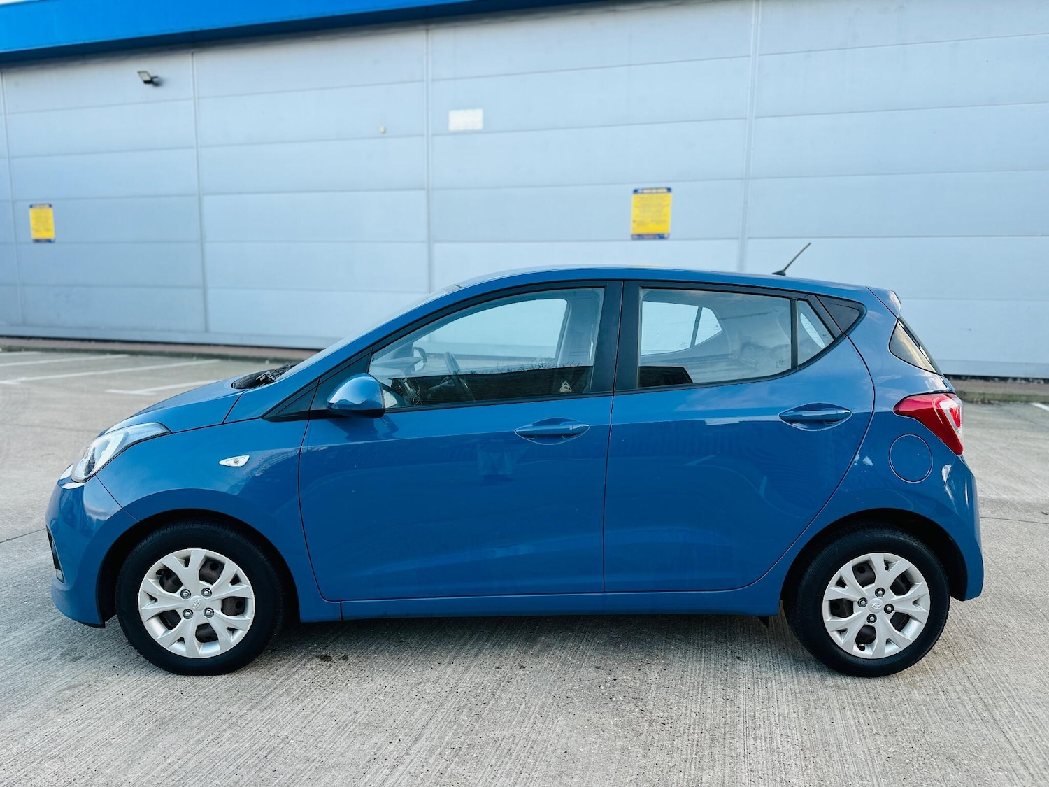 Used Hyundai i10 2015 for sale - 77054116: Photo 44