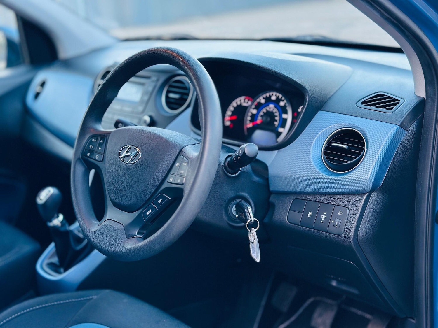 Used Hyundai i10 2015 for sale - 77054116: Photo 48