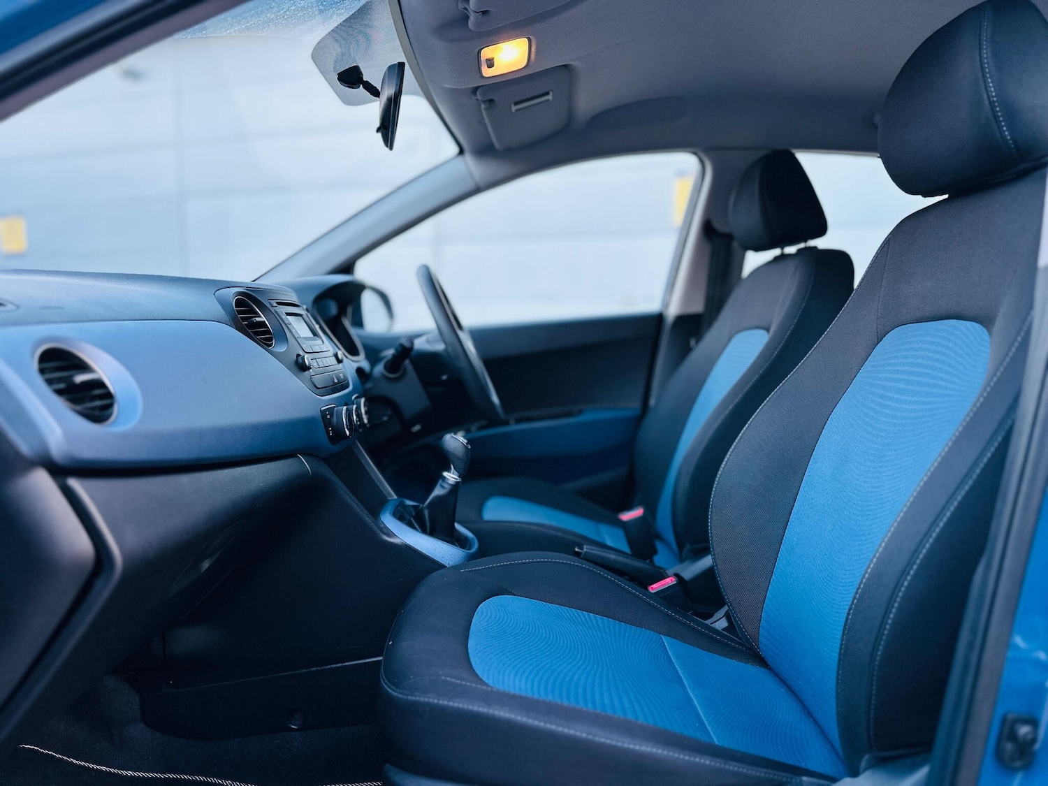 Used Hyundai i10 2015 for sale - 77054116: Photo 51