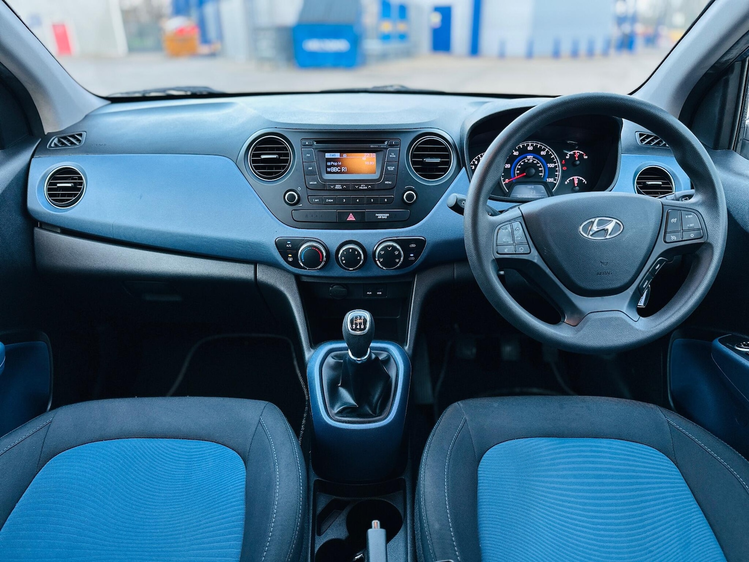 Used Hyundai i10 2015 for sale - 77054116: Photo 52