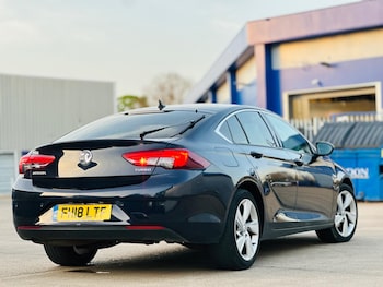 Used Vauxhall Insignia 2018 for sale - 78135634: Photo