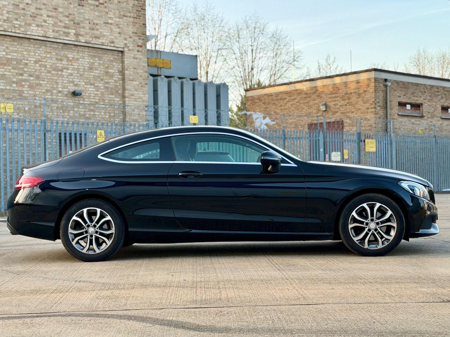 Used Mercedes-Benz C Class 2016 for sale - 77267464: Photo 11