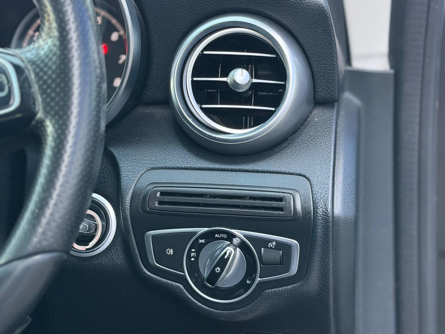 Used Mercedes-Benz C Class 2016 for sale - 77267464: Photo 17