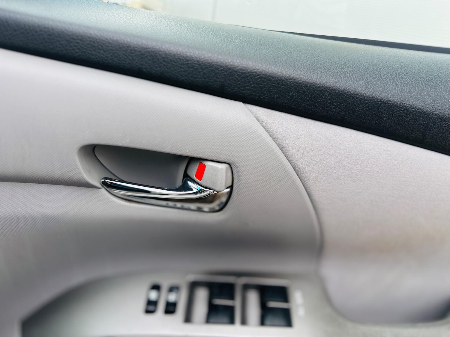 Used Toyota Estima 2018 for sale - 76473177: Photo 18