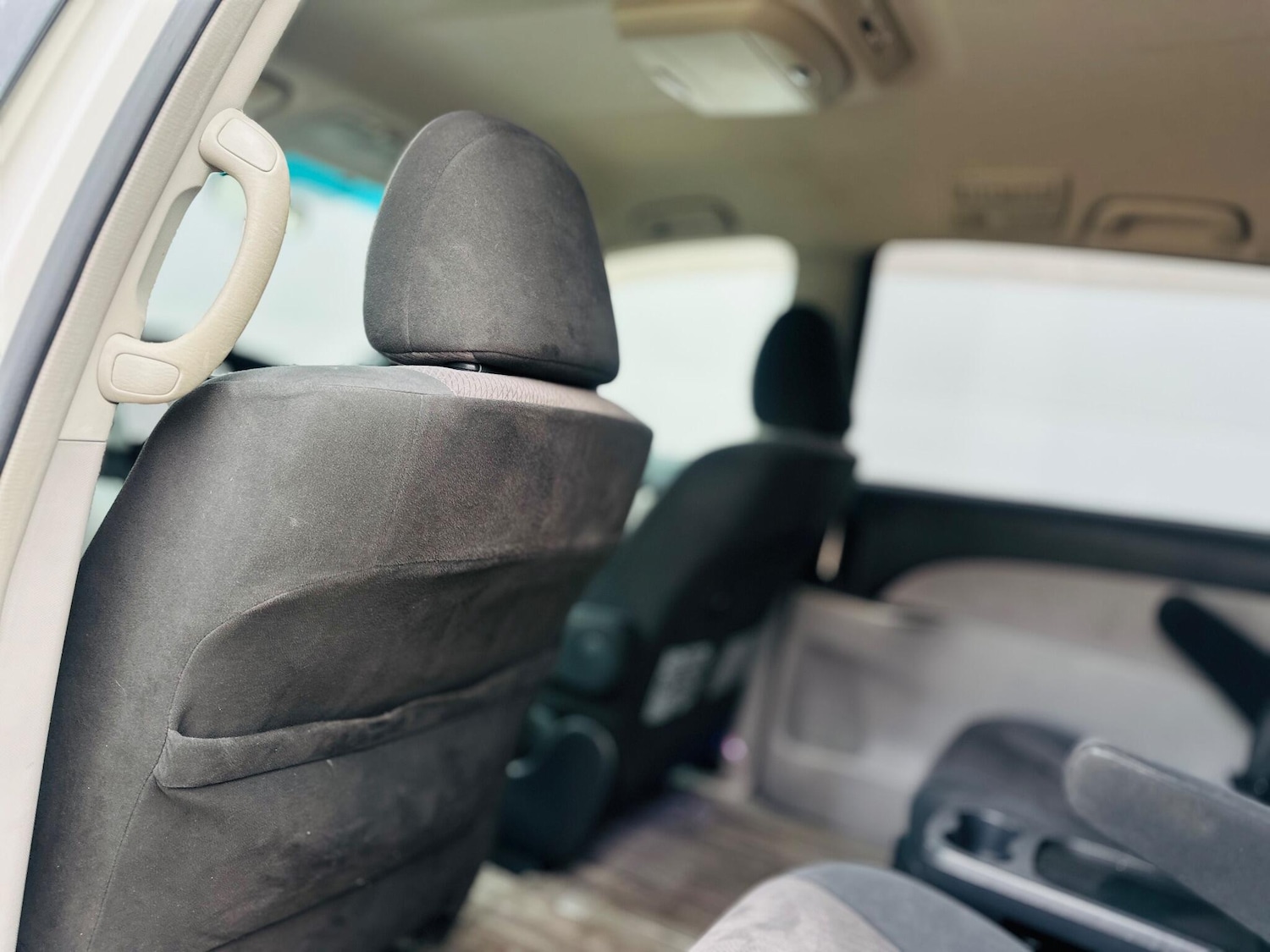 Used Toyota Estima 2018 for sale - 76473177: Photo 38