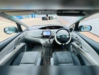 Used Toyota Estima 2018 for sale - 76473177: Photo