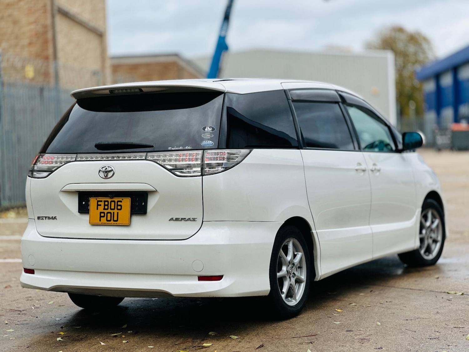 Used Toyota Estima 2018 for sale - 76473177: Photo 42